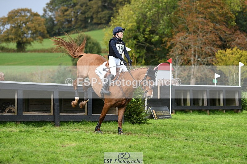 251024A-133118-12077 - B-170-Mollie.Summerland