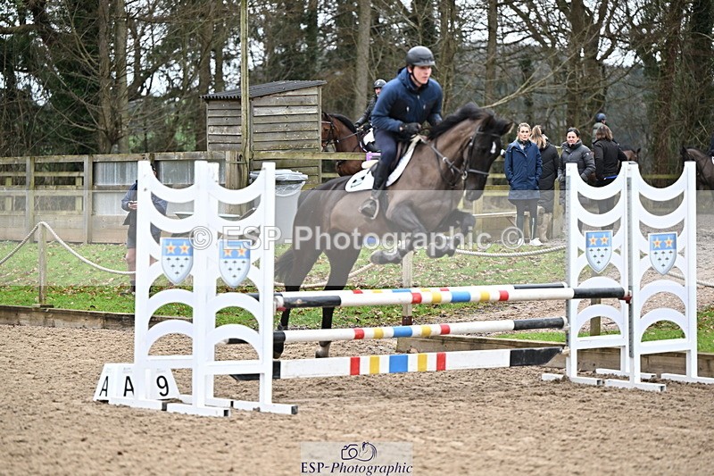 250201A-094920-00069 - Cls 01 Local Horse 90cm