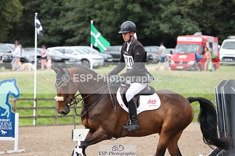 240804-112741-11675 - 320-Tom_Rowland-VICTOREMZ_MISSION