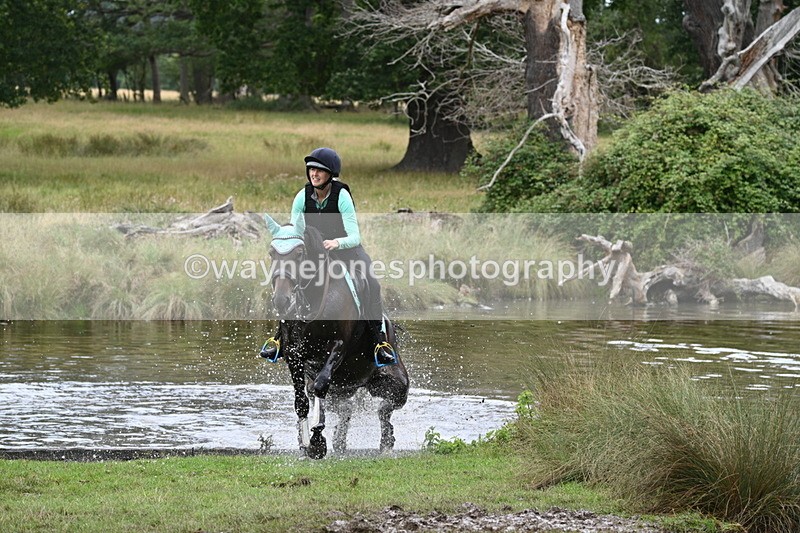 WJ7_3952 - Time at Water 12:52 to 13:22