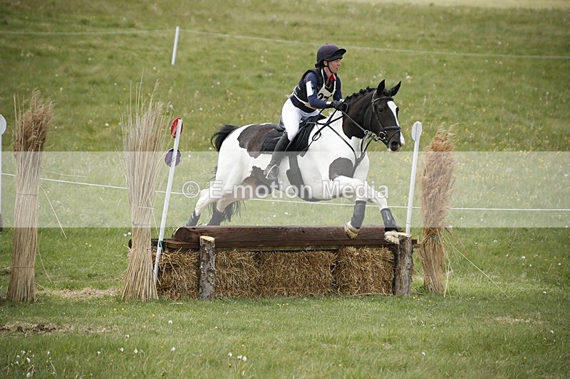 BVHT 140517  NXC -45 - Class 2 XC Novice 14/05/17