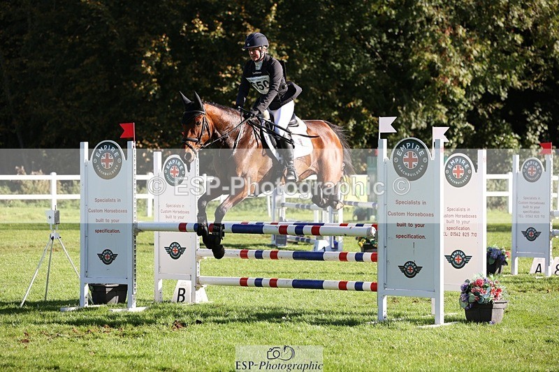 231022-110007-24885 - 650-NAOMIE.VAN.DE.BROUWERSHOEVE-Lara.Salter-TrotUp+SJ