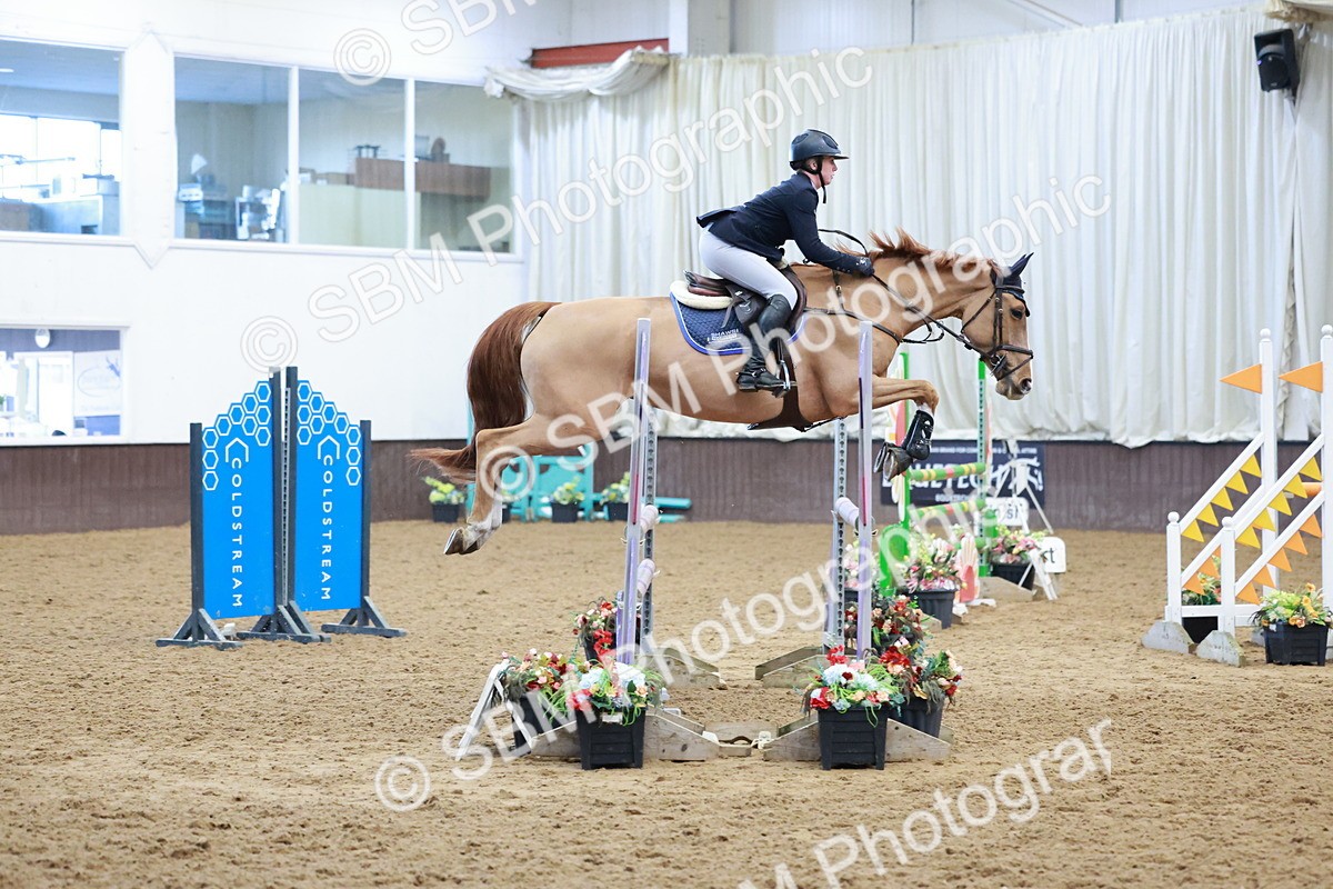 SBM_003767 - Class 11 - Senior Newcomers/ 1.10m Open