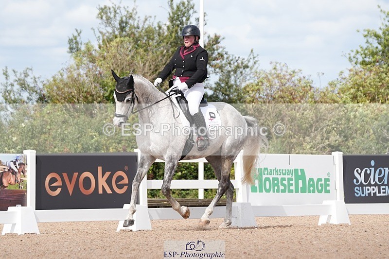 250906-124611-02447 - 071-Emma.ChapmanRoyal.Achiever