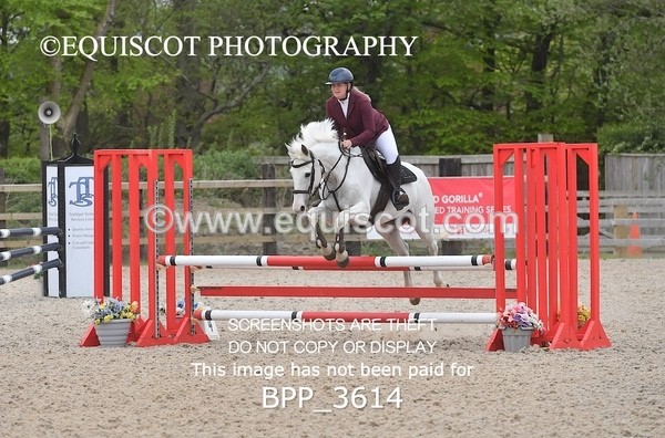 BPP_3614 - CLASS 4 - FRI - Senior BritiNovice/ 90cm Open