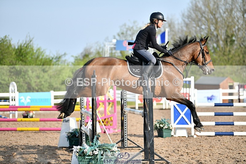 240511A-080554-10471 - Cls 27 85cm National Am Quali