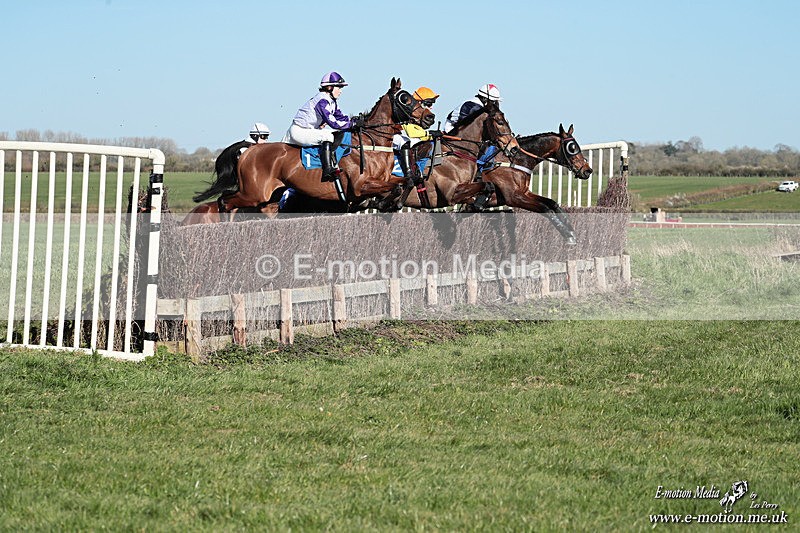 PtP 210326 482 - VWH Cirencester Races 21/03/26