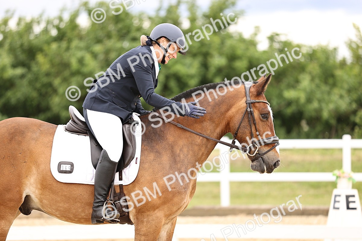 SBM_002833 - Class 2 - Novice 4 - 12.00-13.10