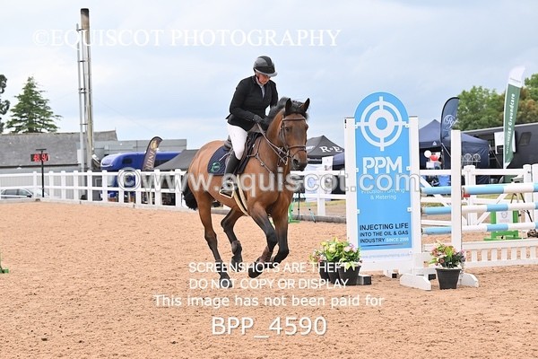 BPP_4590 - CLASS 5 WED Redpost Equestrian Senior Foxhunter/1.20m Open