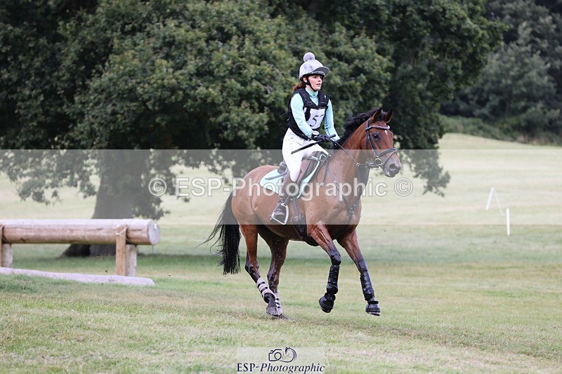 240825X-171552-37890 - 80cm XC 16.30 to 17.30