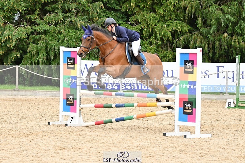 230930-162837-01403 - Cls 8 90cm Club