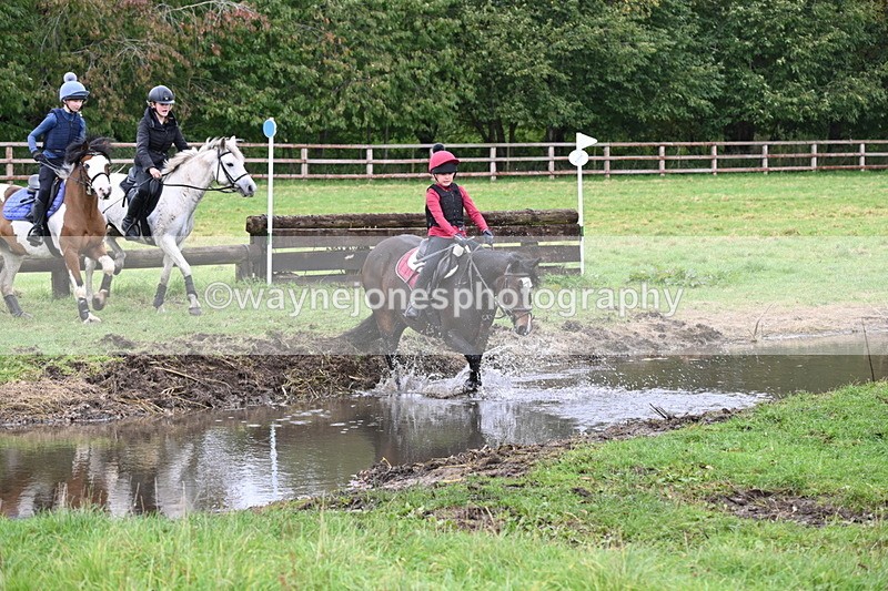 WJ6_6147 - Time at Photographer 12:41 to 13:05