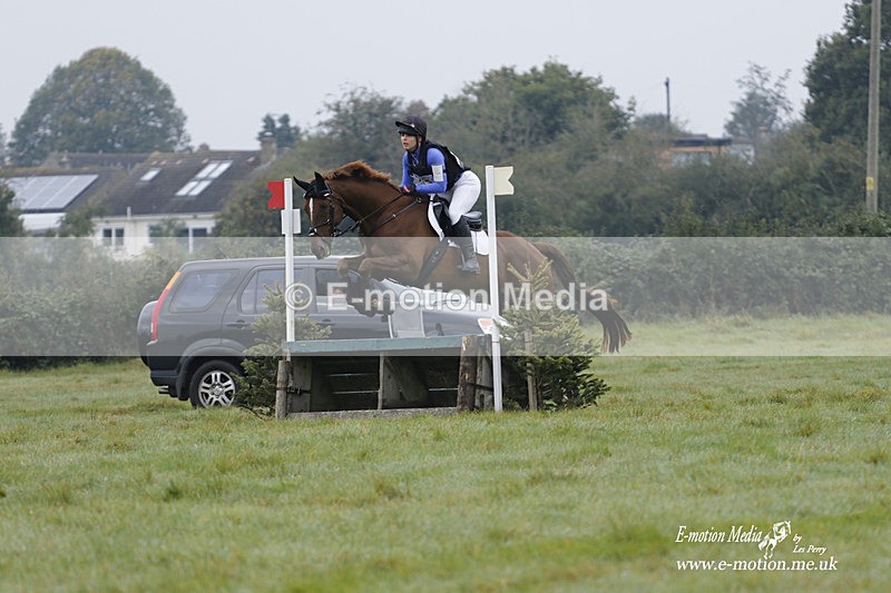 WWHT 171021 0555 - Novice Restricted (0.80m)  17/10/21