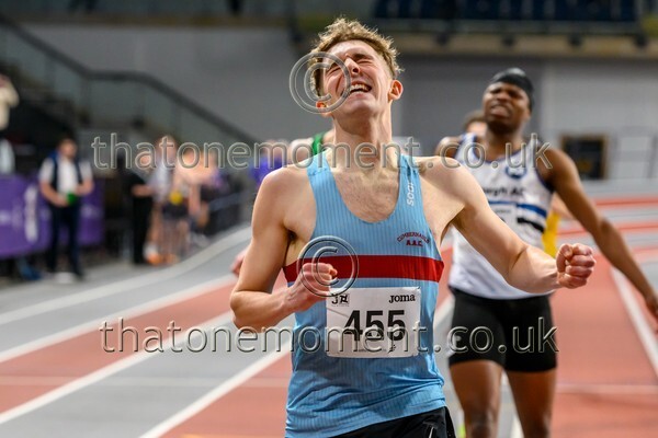 Age26SUN-910933 - Track Male Set Two