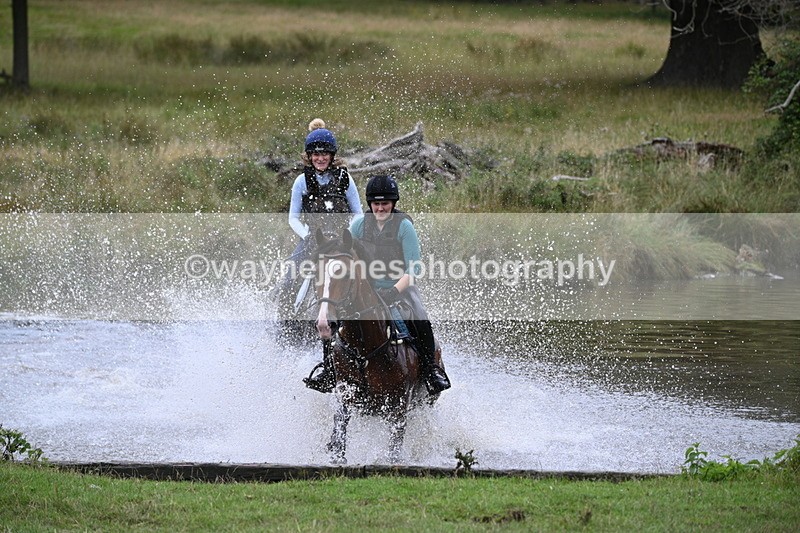 WJ7_3885 - Time at Water 12:52 to 13:22