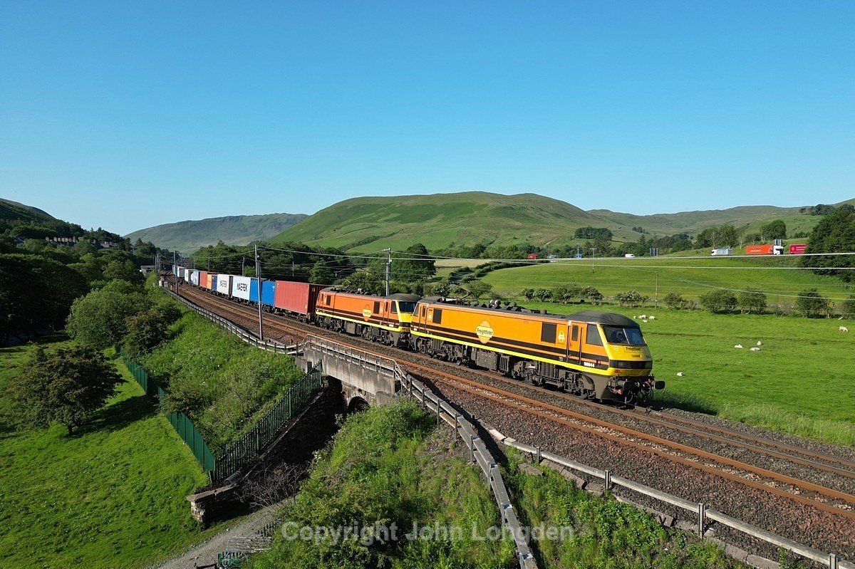 JL - 19.6.25 90044 4S50 Basford Hall - Coatbridge, Tebay - Latest shots