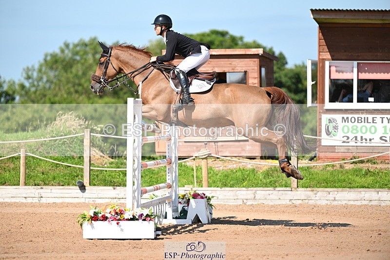 240718A-102502-04498 - Cls 1, 3 Star Small Tour 1.35m