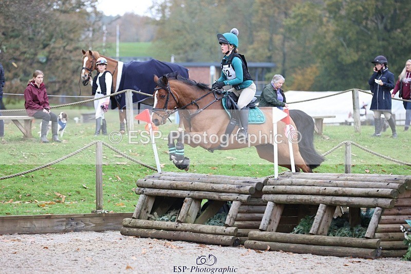 231118-140137-02101 - Cls 3 90cm