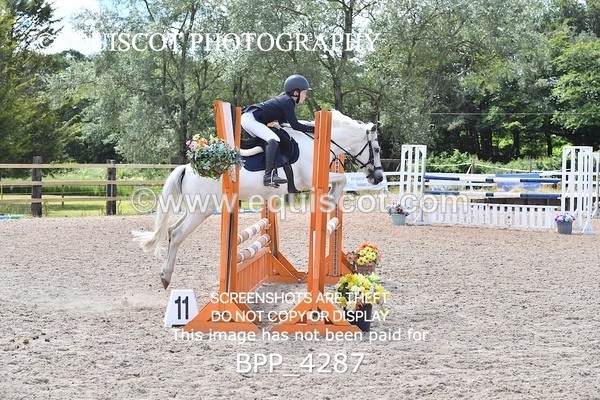 BPP_4287 - CLASS 18 SUN Stepping Stones 128/ 138cms Handicap