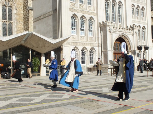 Synchronised Tossing - Pancake Day Races, Guildhall, 2025