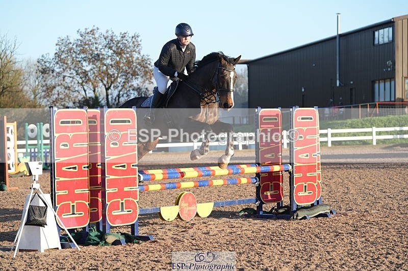 251108-083748-01792 - Cls 9 British Novice and 90cm Open