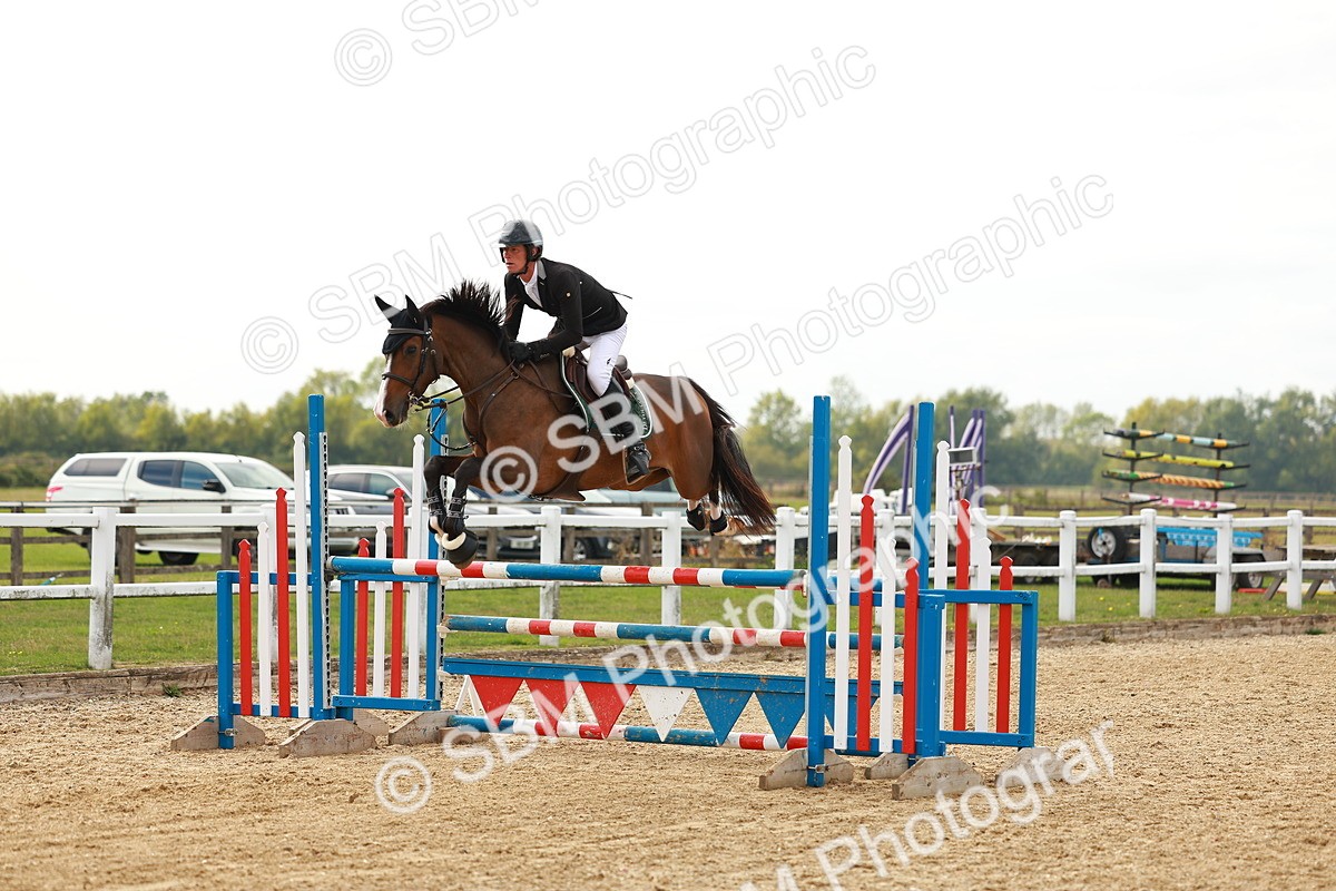SBM_001714 - Class 4 - Senior Newcomers - 1.10m