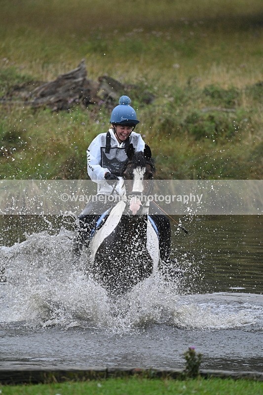 WJ7_8858 - Time at Water 11:53 to 12:23