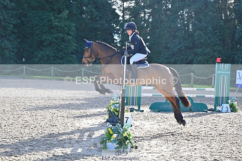 241027-110113-16567 - 373-Isabelle.Thwaite-BEACH.LADY