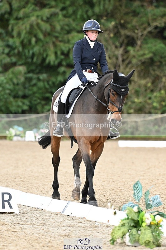 251023A-115713-02122 - B-140-Charlotte.Ward