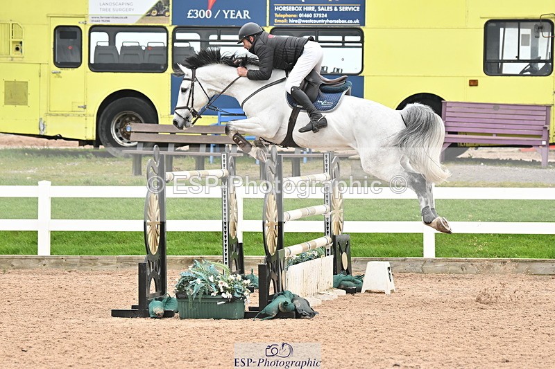 240406A-163532-04421 - Cls 18 National 1.40m Open