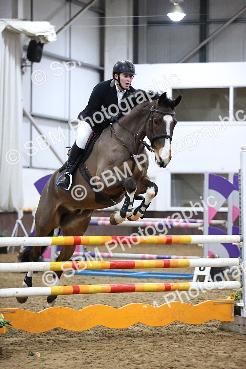 SBM_2500 - Class 9 - Senior Newcomers/ 1.10m Open