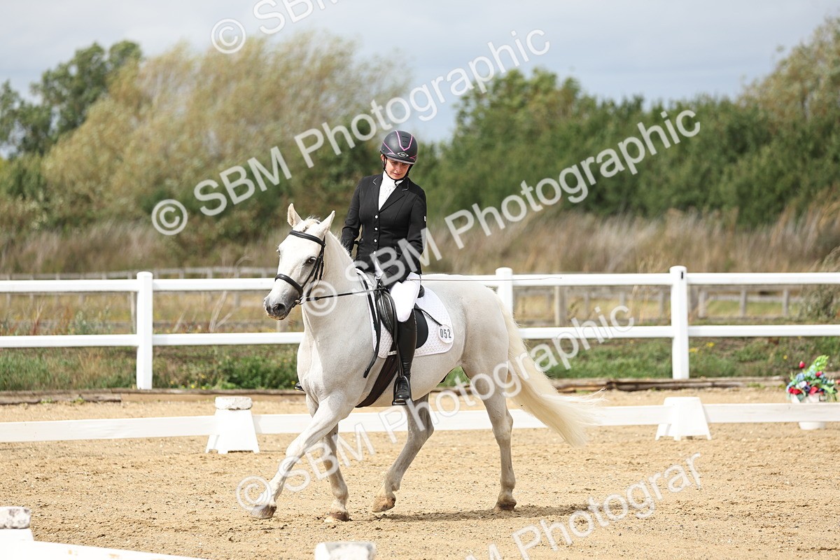 SBM_002614 - Class 7 - Novice 2 Warm Up