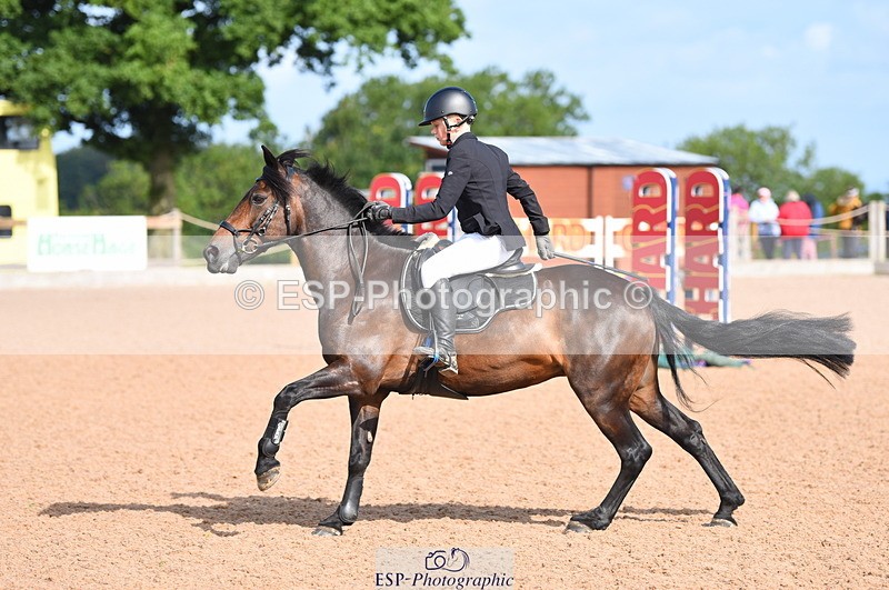 230716A-092326-01910 - Cls 32 Stepping Stones 128cm & 138cm