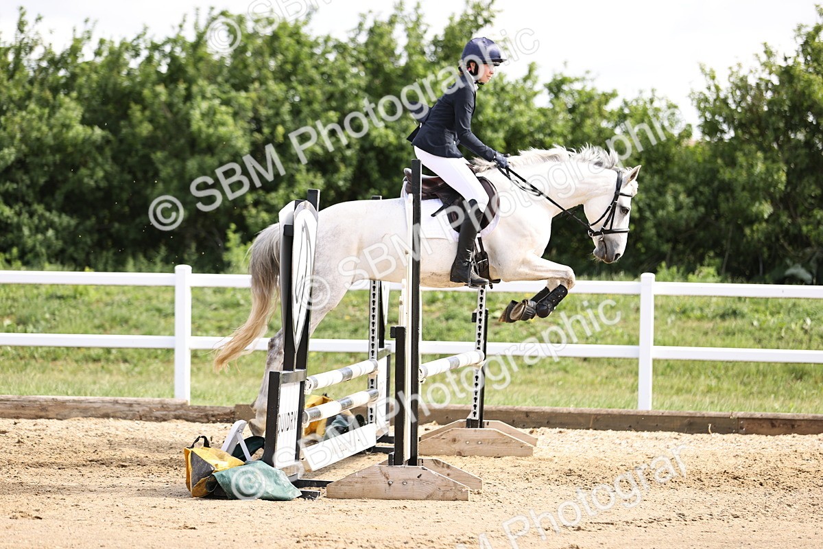 SBM_001851 - Class 8 - Clear Round