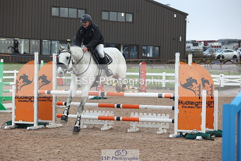 231112A-094432-03051 - Cls 17 Blue Chip Novice Winter Qualifier