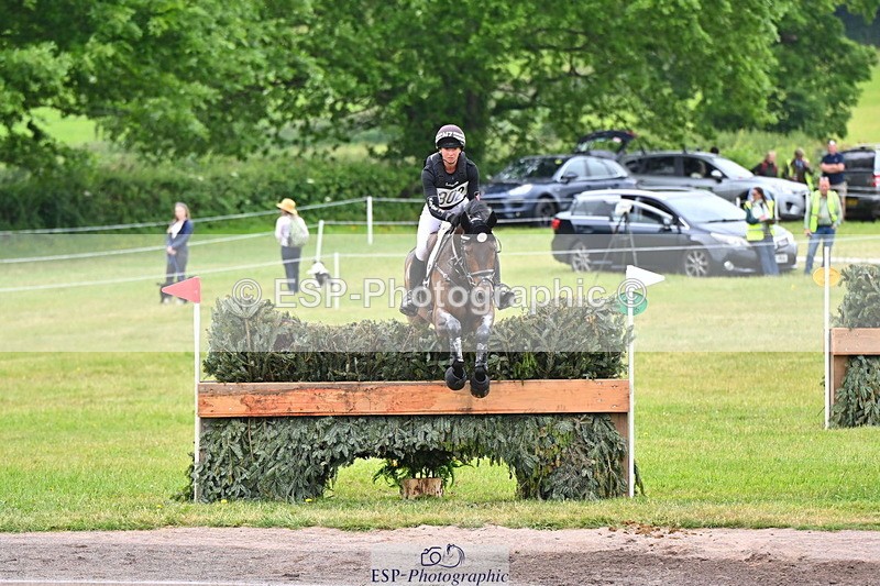 250524A-113501-09905 - B-302-Samantha.Lissington-LUCAS.STONE