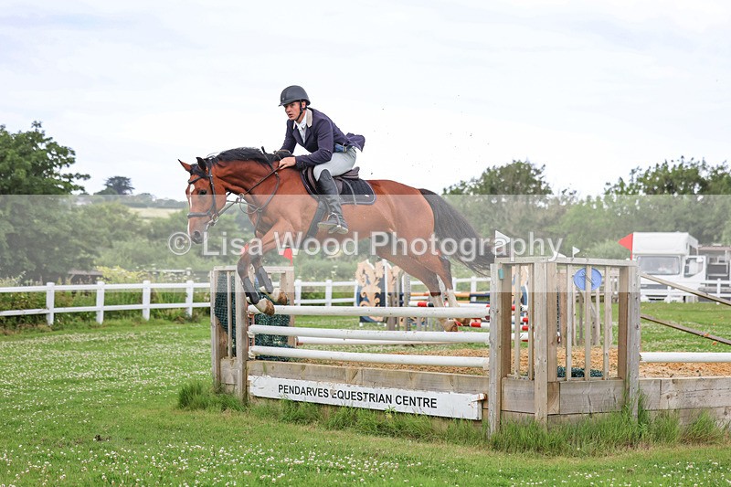 3E7A3998 - Class 6: Hawkins Motors Senior 1.00m Derby