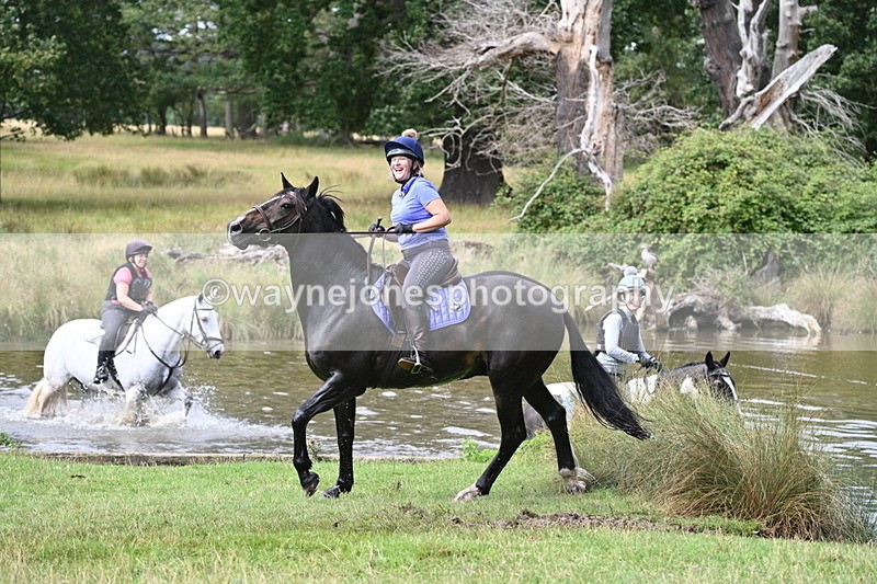 WJ7_1761 - Time at Water 10:48 to 11:13