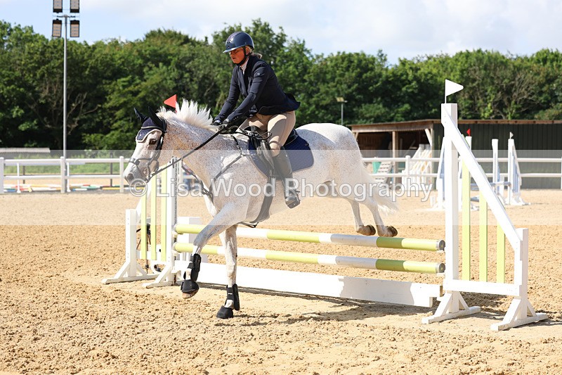 3E7A2689 - Class 2: 70cm Juniors and Seniors