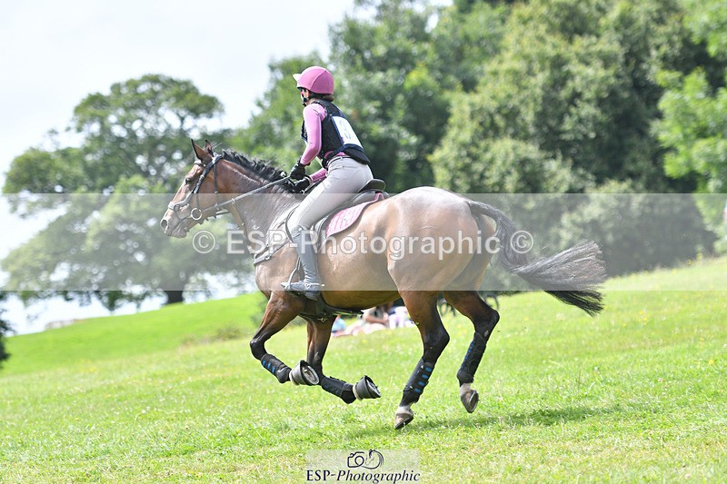 240804-120504-12439 - 367-Florrie_Ball-POLMARK_JAY_WALK