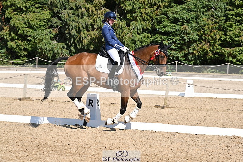 250810A-153256-08128 - Adv Medium SILVER Presentations