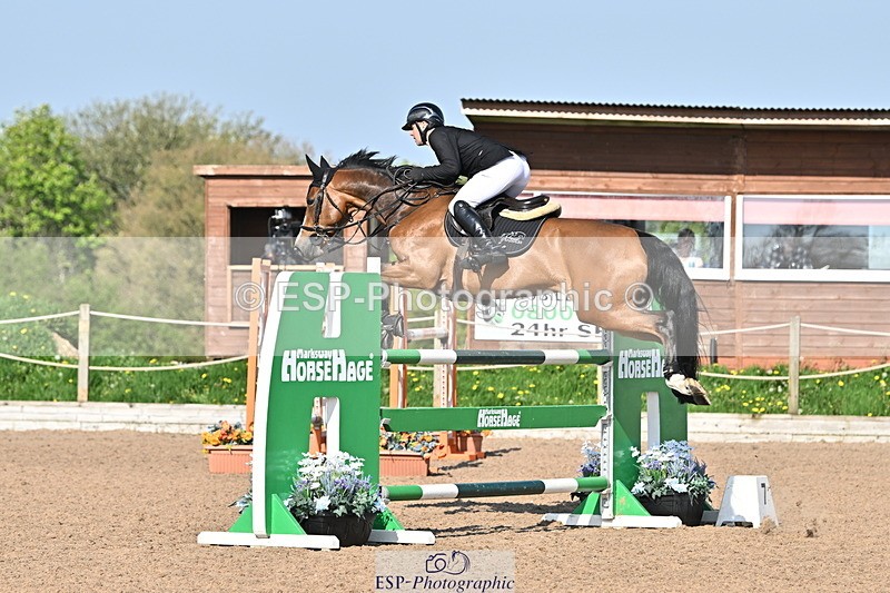 240509A-091345-00488 - Cls 8 Foxhunter