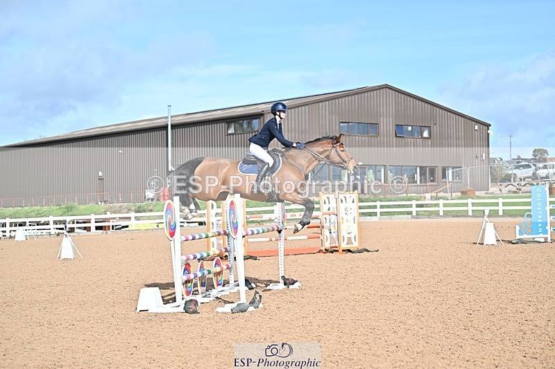 261014-143856-00810 - Cls 07 Snr Fox & 1.20m Open