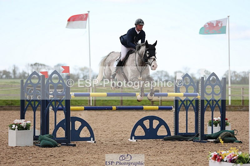 240419A-104242-06176 - Cls 2, 2 Star Small Tour 1.30m