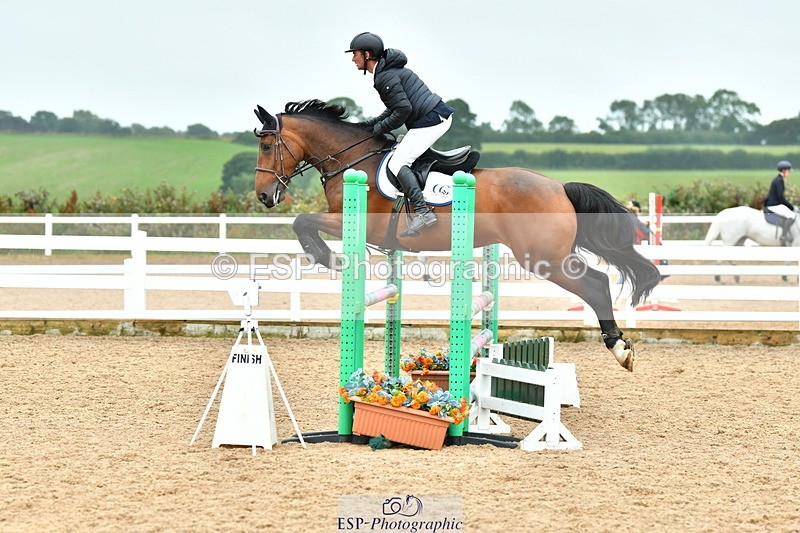 230730A-120944-09506 - Cls 32 Discovery & 1m Open