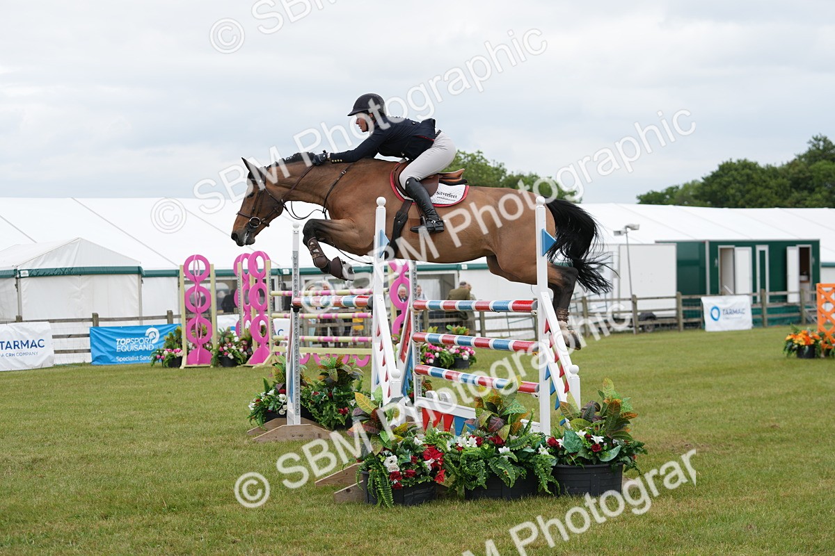 SBM_06446 - Class 202 - National 1.40m Open