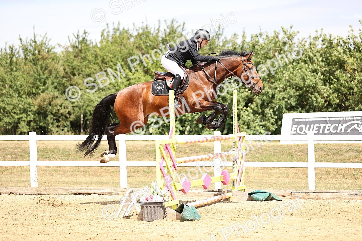 SBM_010365 - Class 9 - Senior Foxhunter - 1.20m Open