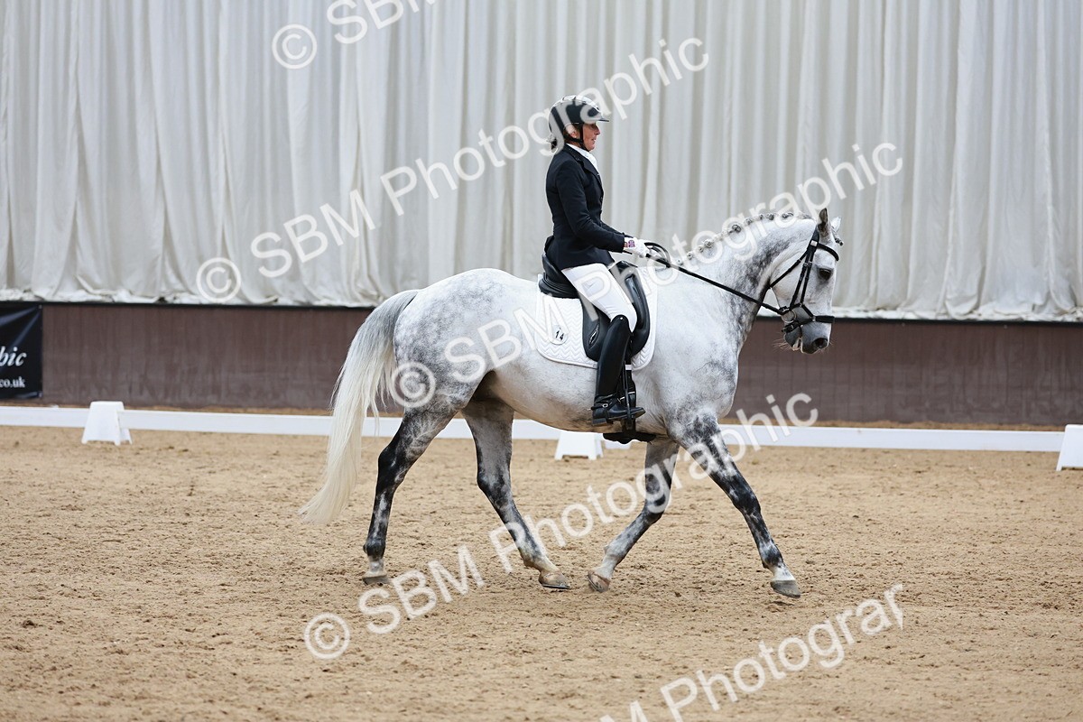 SBM_010039 - Class 6b - Novice 6 - 12.40-13.43