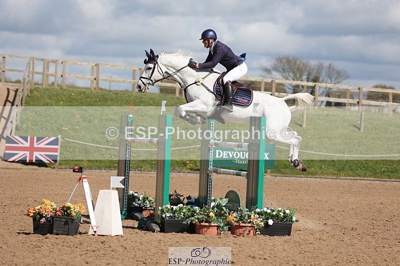 240419A-154719-08937 - Cls 10, 2 Star Big Tour 145cm  15.45 to 16.35 break