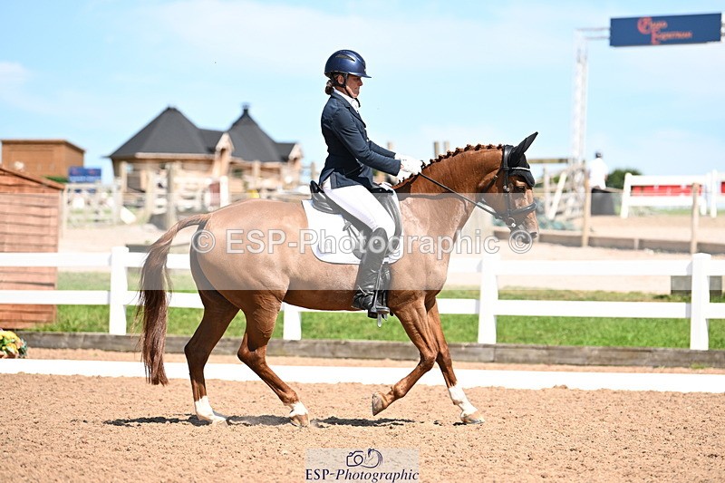 240816A-143012-05616 - 300-Andrea.Kennedy-Ricardo.Red